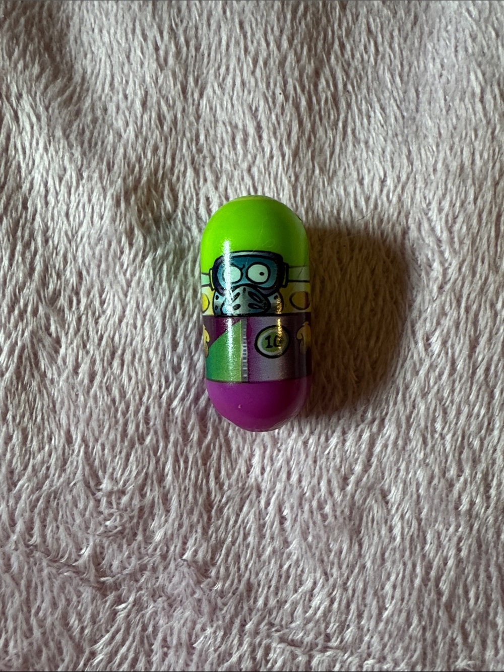 vintage #23 Moto-X Bean from the 2003 Mighty Beanz Series 1